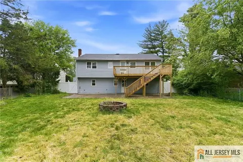 Exterior - 178 Jeff St, Edison, NJ 08837 photo 6 of 6
