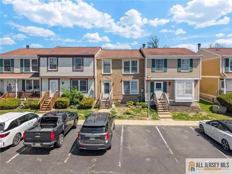 675 Bound Brook Rd #C007, Dunellen, NJ 08812