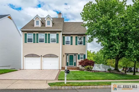 10 Villanova Dr, South Brunswick, NJ 08824