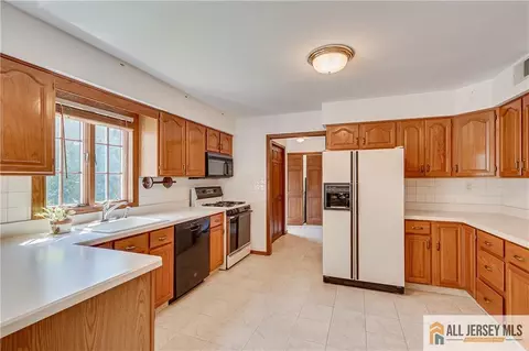 194 Plainfield Rd, Edison, NJ 08820 photo 13