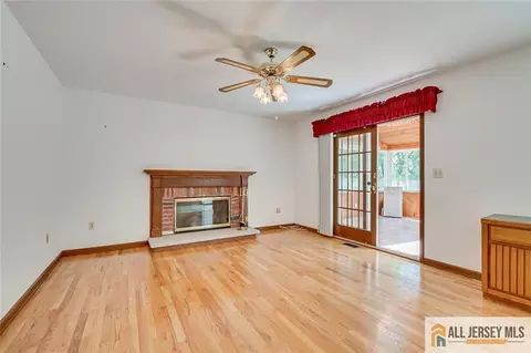 194 Plainfield Rd, Edison, NJ 08820 photo 7