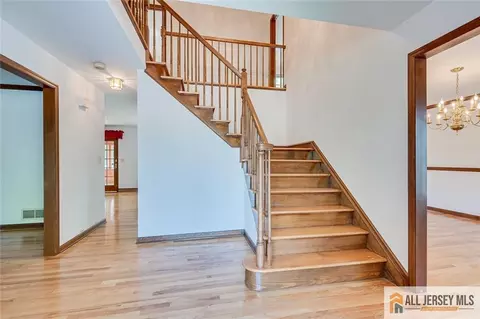 194 Plainfield Rd, Edison, NJ 08820 photo 4