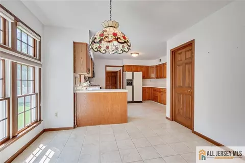 194 Plainfield Rd, Edison, NJ 08820 photo 11