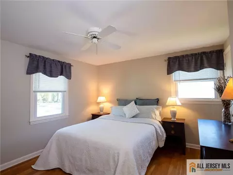 Bedroom - 917 Mountain Ave, Middlesex, NJ 08846 photo 1 of 4