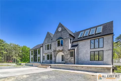 381 Monmouth Rd, Freehold, NJ 07728