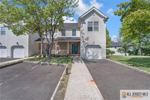 37 E Burgess Dr #37, Piscataway, NJ 08854