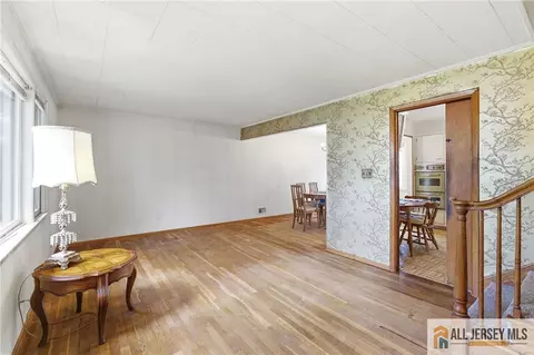 Living - 2 Moryan Rd, Edison, NJ 08817 photo 2 of 4