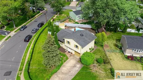 View/Area - 2 Moryan Rd, Edison, NJ 08817 photo 3 of 5