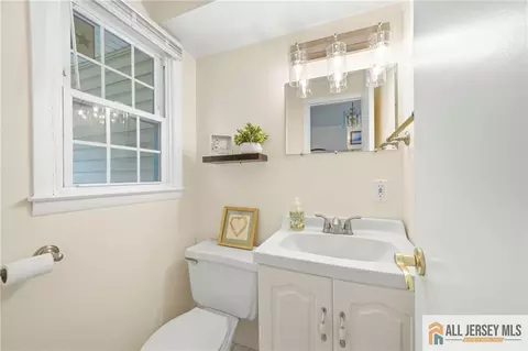Bath - 56 Ferris Rd, Edison, NJ 08817 photo 1 of 3