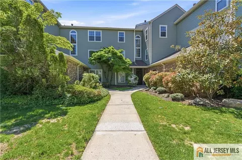 3383 Cypress Ct, South Brunswick, NJ 08852