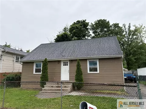 94 Martin St, Somerset, NJ 08873
