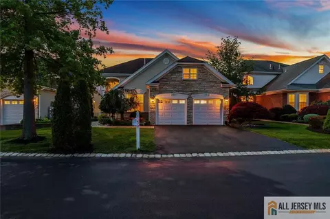 183 Blackberry Way #183, Monroe, NJ 08831