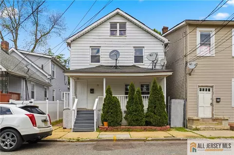 15 S Ward St, New Brunswick, NJ 08901