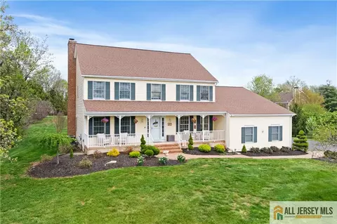 86 Carriage Trl, Montgomery, NJ 08502