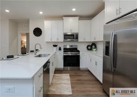 29206 Radford Ct, Monroe, NJ 08831
