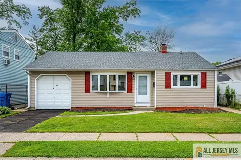 42 Hyde Ave, Iselin, NJ 08830