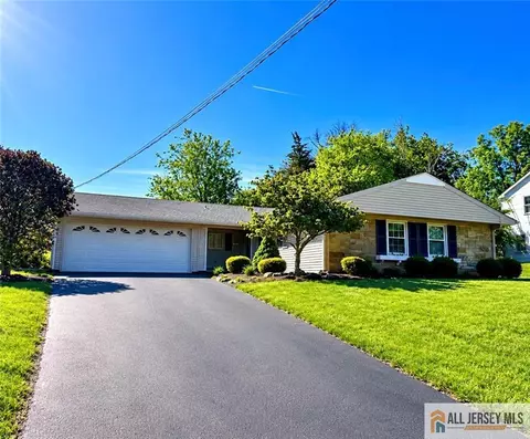 163 John F Kennedy Blvd, Somerset, NJ 08873