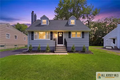 77 Carlton Ave, Piscataway, NJ 08854