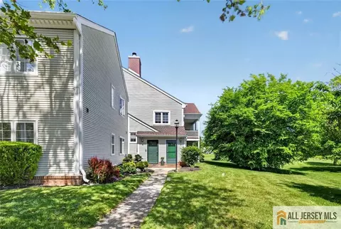 40 Rutland Ln #40B, Monroe, NJ 08831