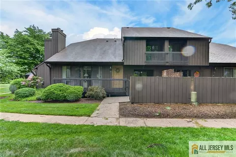 108 Westgate Dr #108, Edison, NJ 08820