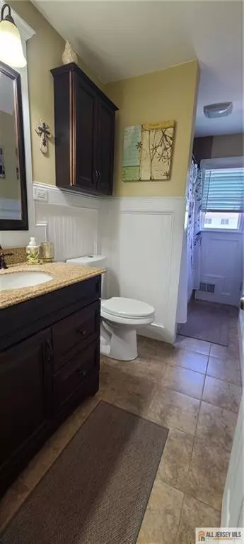 Entry Way - 2 Monaghan Rd, Edison, NJ 08817 photo 7 of 7