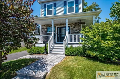 15 Talmadge Ave, Metuchen, NJ 08840