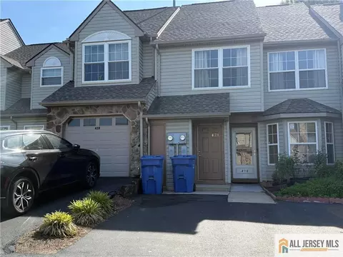 421 Draco Rd #421, Piscataway, NJ 08854