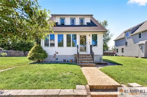 3 Buchman St, Piscataway, NJ 08854