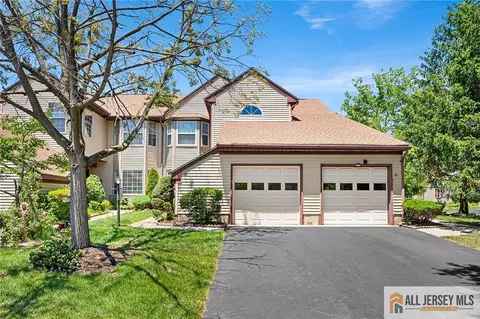 2 John Tyler Ct #2A, Monroe, NJ 08831
