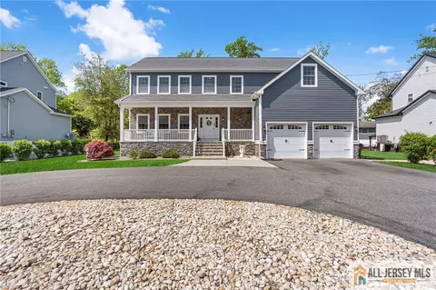 316 Mantoloking Rd, Brick, NJ 08723