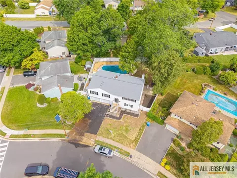 View/Area - 31 Shearn Dr, Middlesex, NJ 08846 photo 4 of 4