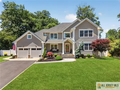 43 Pennington Ave, Colonia, NJ 07067