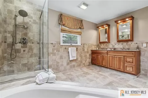 98 King St, Edison, NJ 08820 photo 22