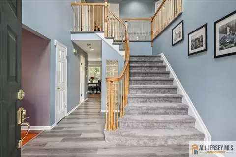 98 King St, Edison, NJ 08820 photo 4