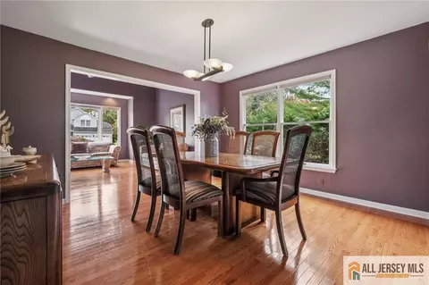 98 King St, Edison, NJ 08820 photo 11