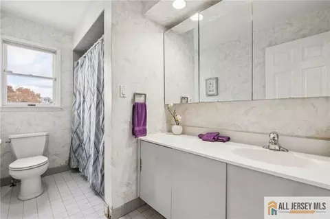 98 King St, Edison, NJ 08820 photo 25