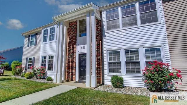 631 Madison Dr #B, Monroe, NJ 08831