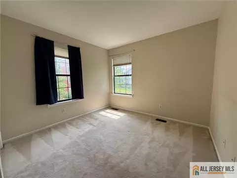 226 Blew Ct, East Brunswick, NJ 08816