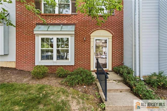 18 Colleen Ct, South Brunswick, NJ 08824