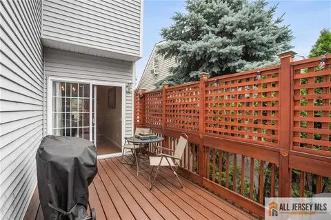 Exterior - 32 E Summit Ave, Sewaren, NJ 07077 photo 3 of 10