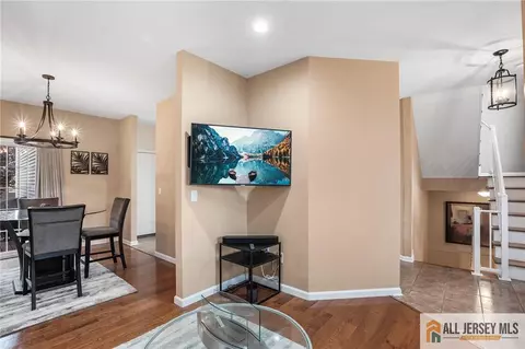 Entry Way - 32 E Summit Ave, Sewaren, NJ 07077 photo 1 of 5