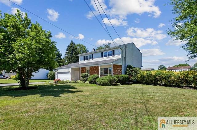 56 Whitehall Rd, Trenton, NJ 08690