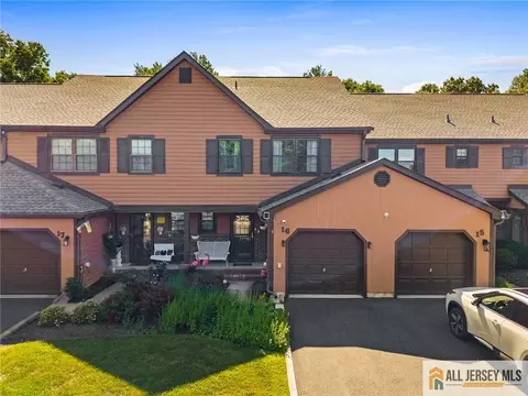16 Estate Rd, Hillsborough, NJ 08844