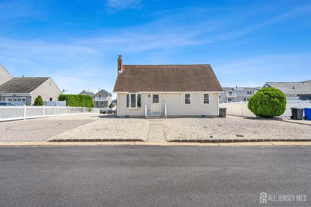 149 Arthur Dr, Stafford, NJ 08050