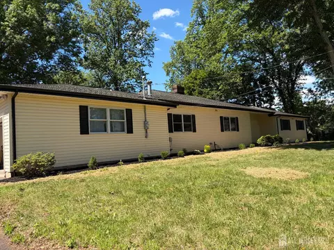 120 Coddington Ave, Franklin Twsp, NJ 08873