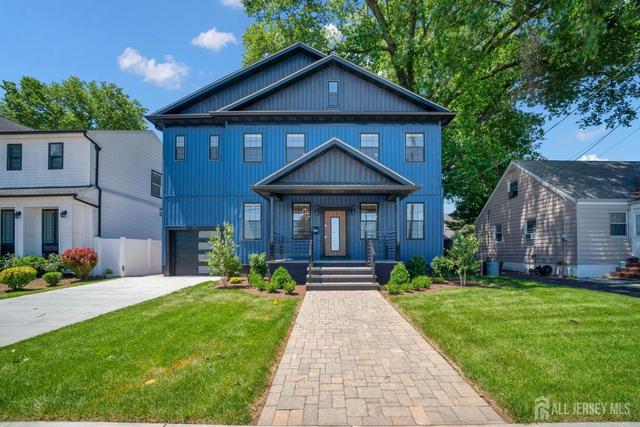 22 N 14 St, Kenilworth, NJ 07033