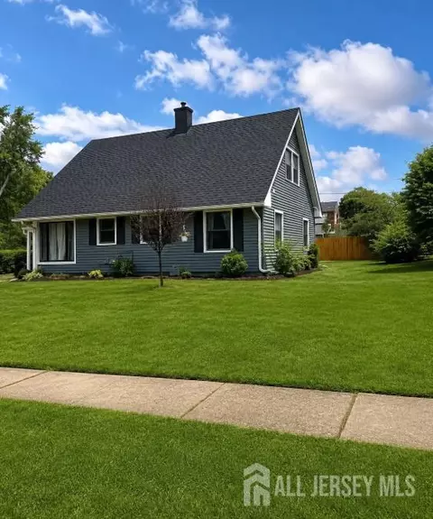 5 Barker Ln, Willingboro, NJ 08046