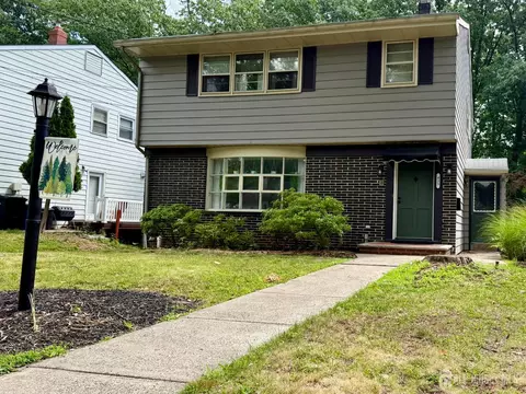 435 S 5th Ave, Highland Park, NJ 08904