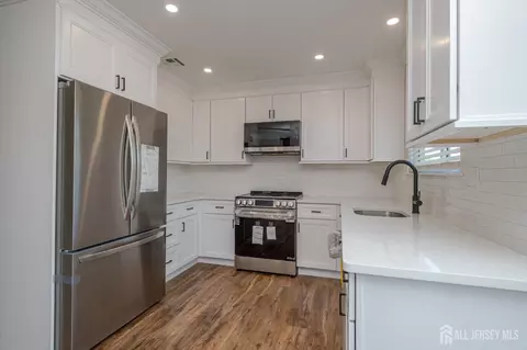 Kitchen - 742 Pompton Rd # -A, Monroe, NJ 08831 photo 3 of 3