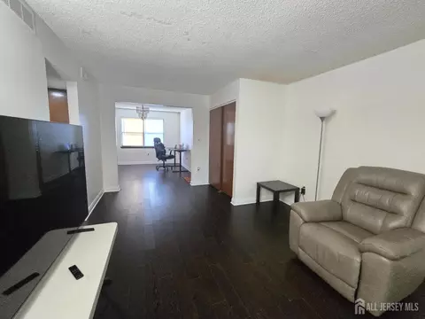 1904 Raspberry Ct, Edison, NJ 08817 photo 8